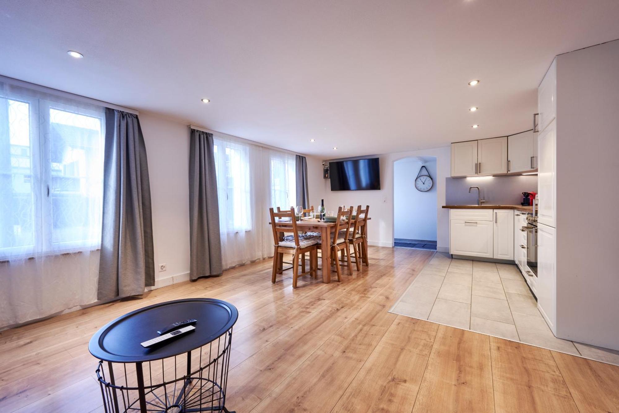 2 Bedroom Mountain View Apartment อินเทอร์ลาเคน ภายนอก รูปภาพ